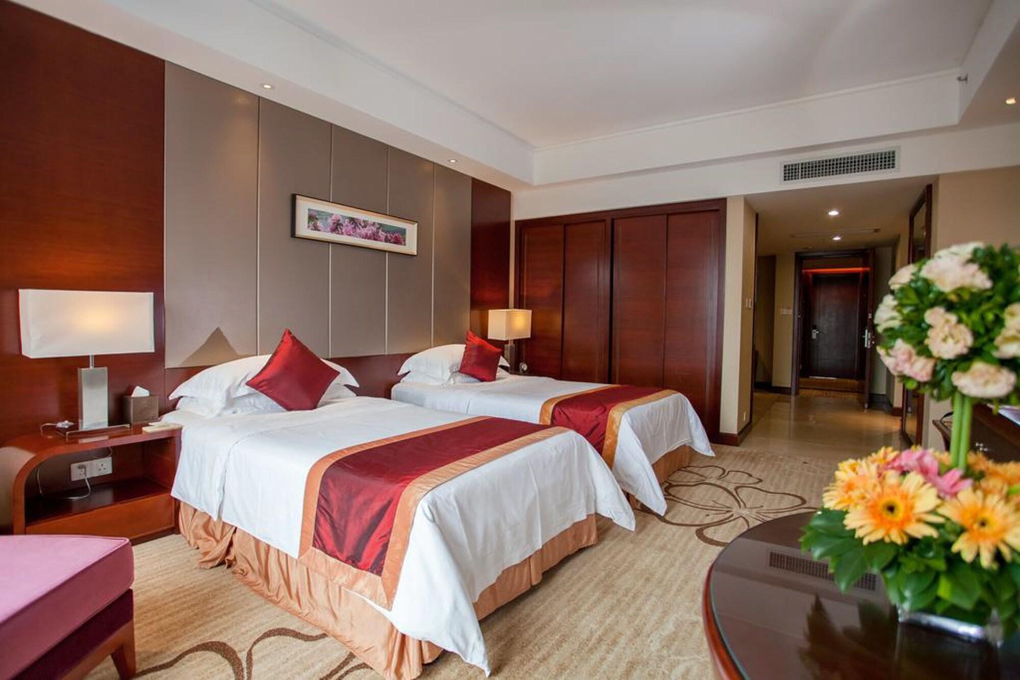 Ramada Plaza Shaoguan City Centre Exterior photo