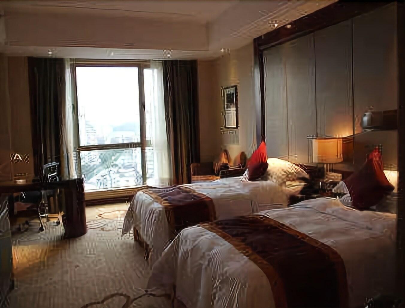 Ramada Plaza Shaoguan City Centre Room photo